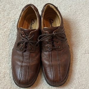 Men’s Clarks tie leather shoe 11.5